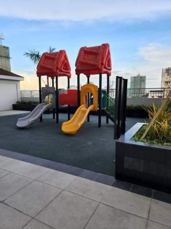 Coast Stay By J 40Th Floor Penthouse マニラ市 エクステリア 写真